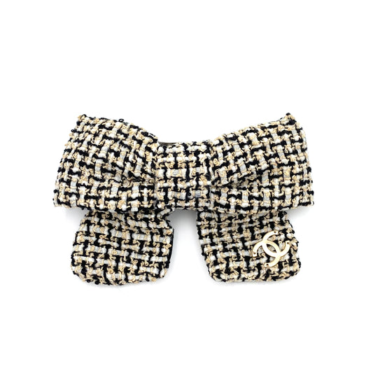 CHANEL VINTAGE VALLETTA RIBBON COCOMARK TWEED BLACK WHITE ACCESSORY 90240967