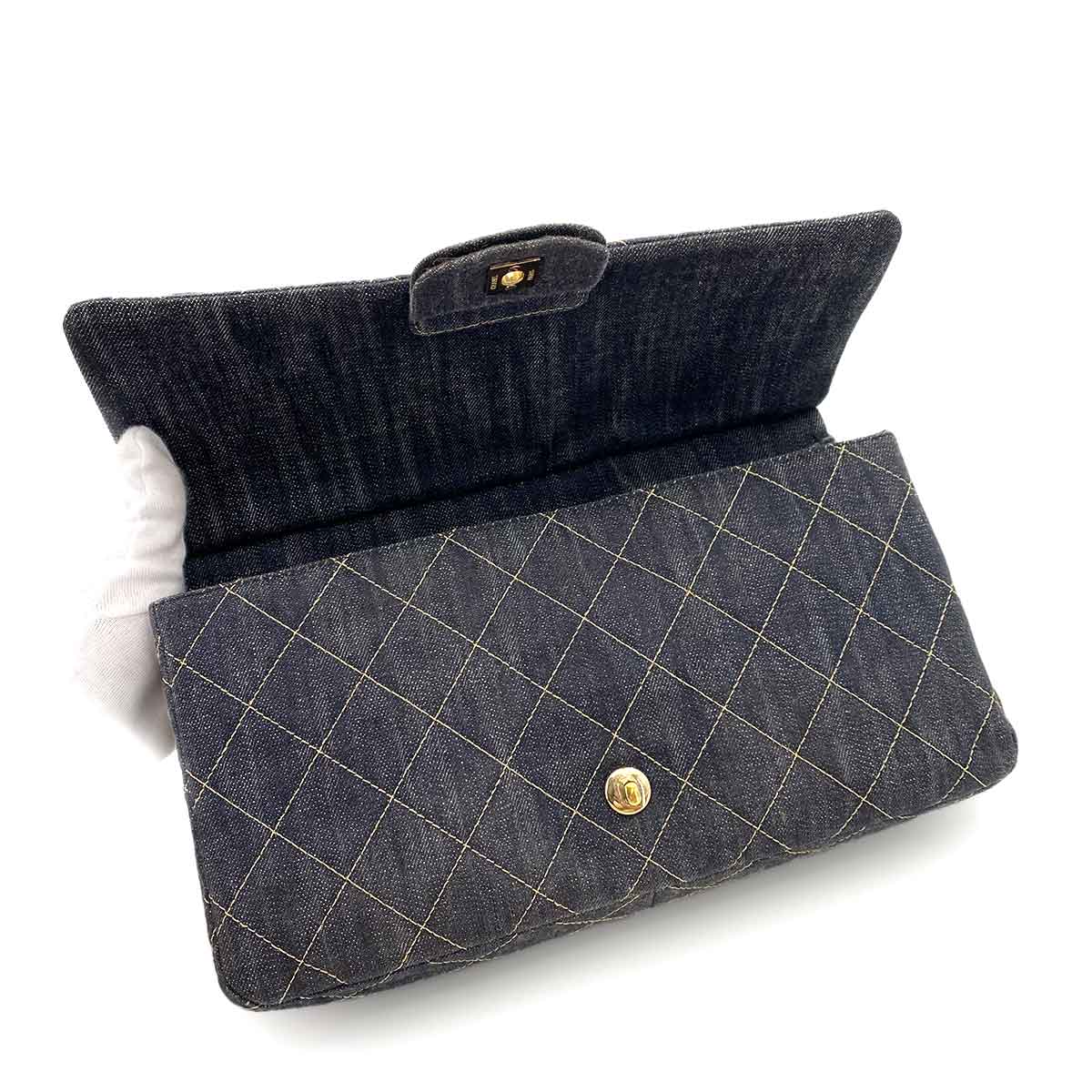 CHANEL VINTAGE CHAIN SHOULDER BAG BLUE DENIM 90242645