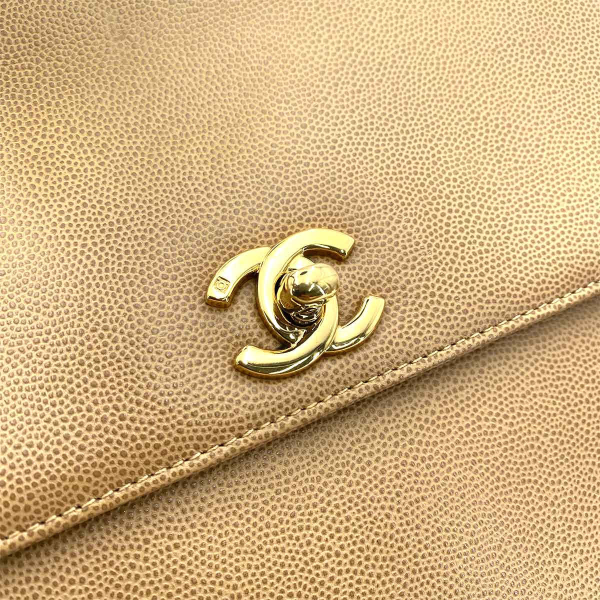CHANEL VINTAGE TWIST SHOULDER BAG BEIGE CAVIAR SKIN 90243307