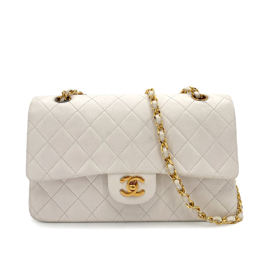 CHANEL VINTAGE CLASSIC FLAP MEDIUM CHAIN SHOULDER BAG WHITE LAMB SKIN 90244731
