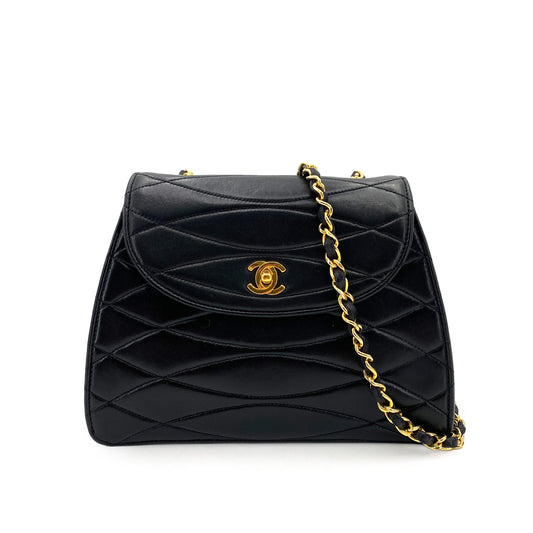 CHANEL VINTAGE TRAPEZOID CHAIN SHOULDER BAG BLACK LAMB SKIN 90244814
