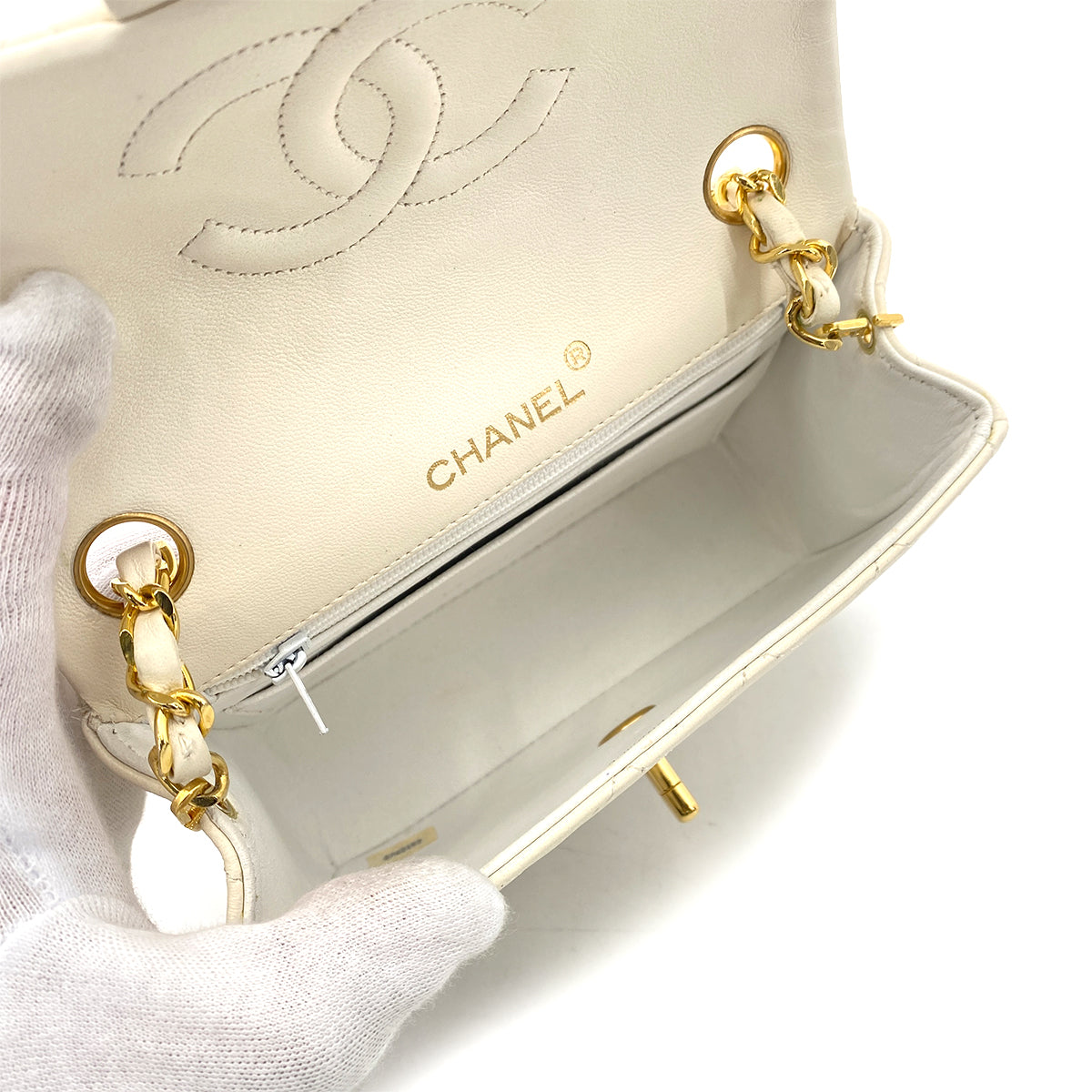 CHANEL VINTAGE MINI SQUARE 17 CHAIN SHOULDER BAG WHITE LAMB SKIN 90250747