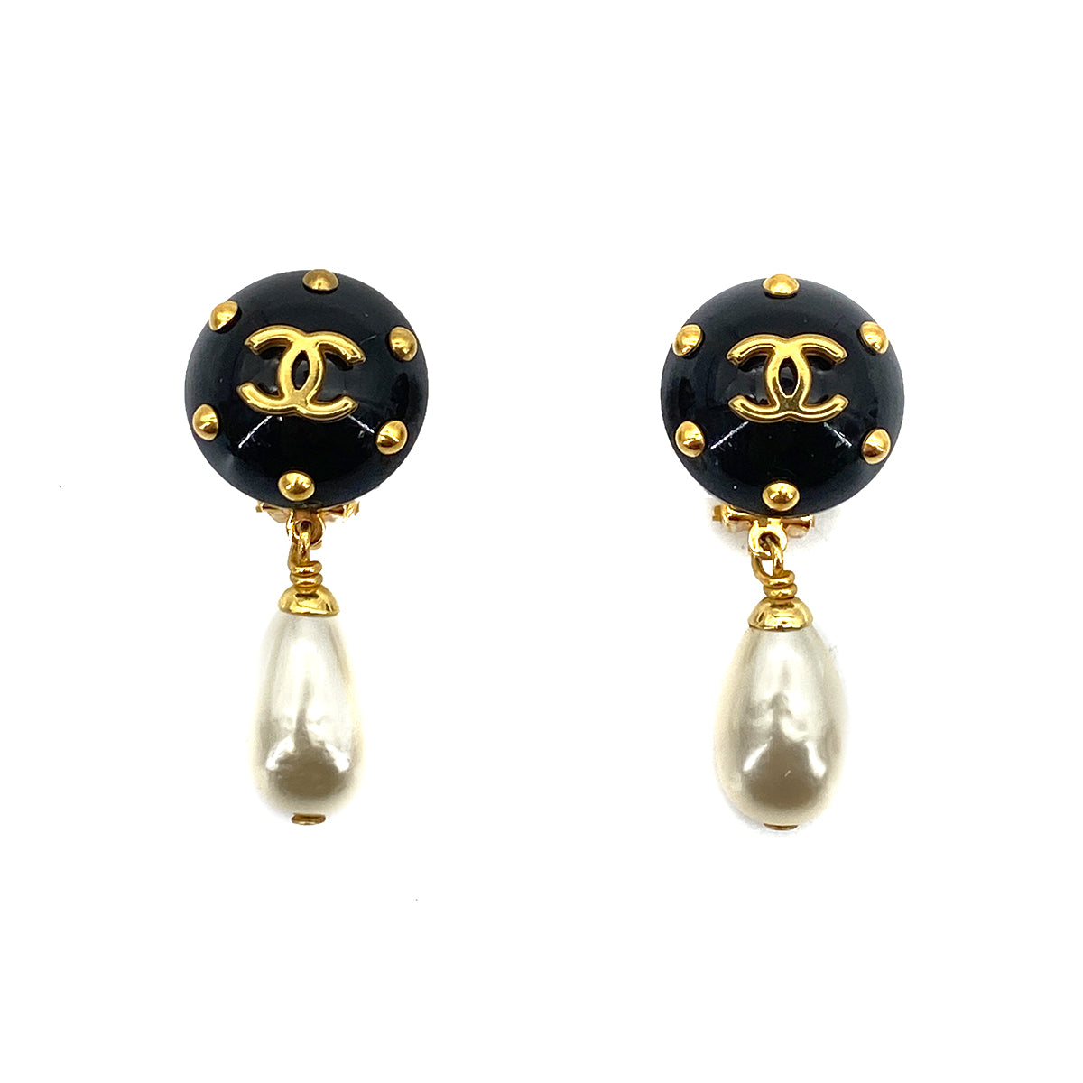 CHANEL VINTAGE EARRINGS SWING FAUX PEARL 96C 90261343