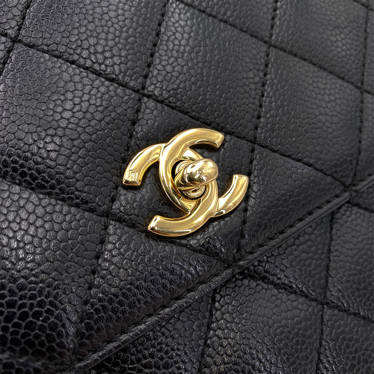 CHANEL VINTAGE MATELASSE HAND BAG BLACK CAVIAR SKIN 90251691