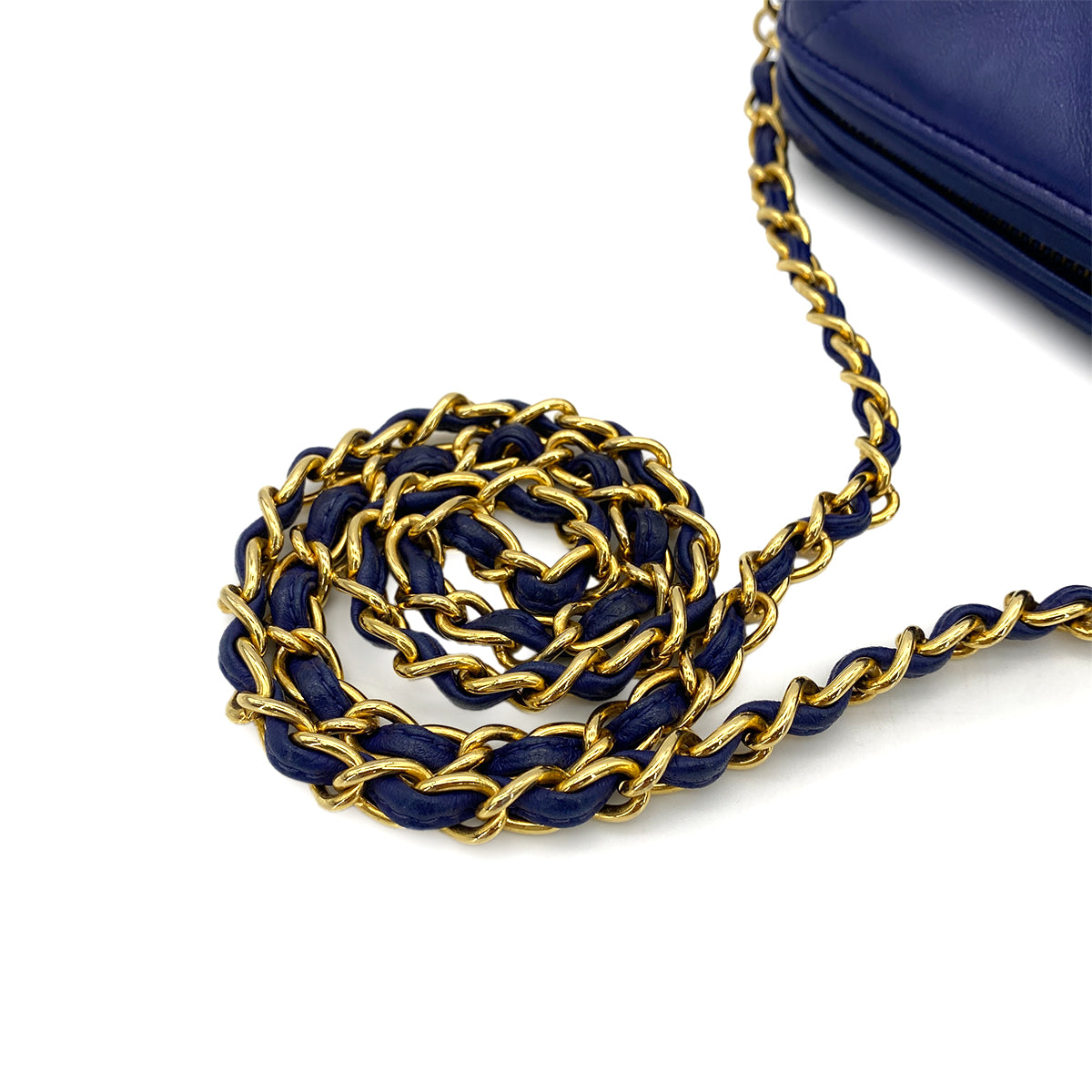 CHANEL VINTAGE FRINGE CHAIN SHOULDER BAG BLUE LAMB SKIN 90251967