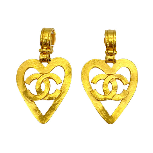 CHANEL VINTAGE EARRINGS HEART COCOMARK ACCESSORY 95P 90251986