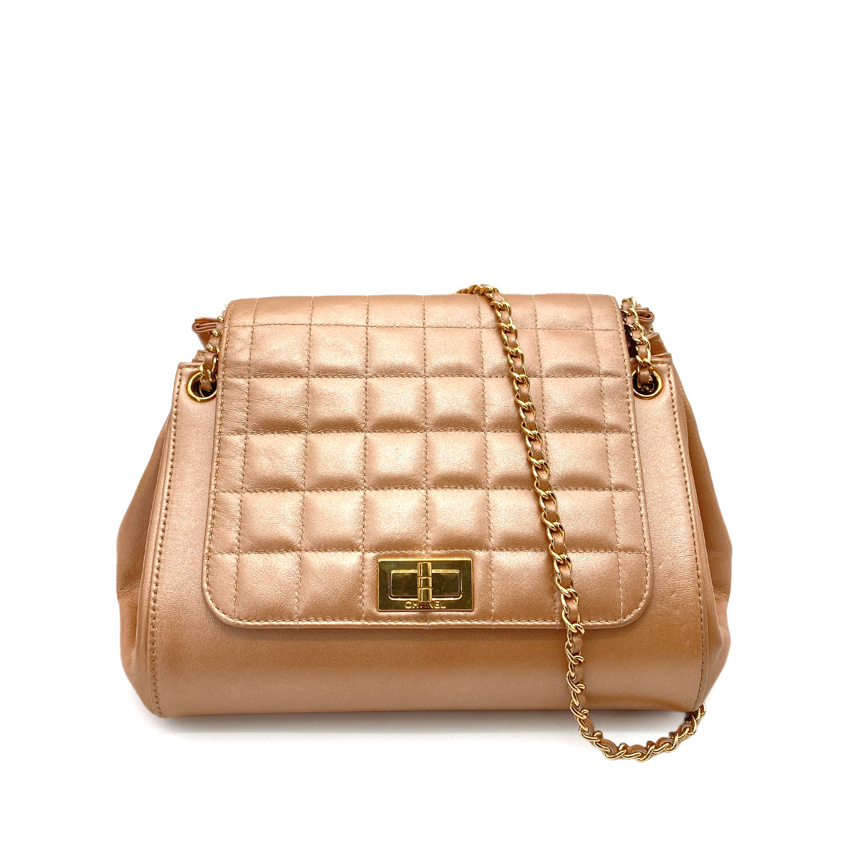 CHANEL VINTAGE 2.55 CHOCOLATE BAR CHAIN SHOULDER BAG PINK BEIGE LAMB SKIN 90252021