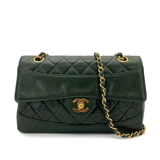 CHANEL VINTAGE MATELASSE CHAIN SHOULDER BAG GREEN LAMB SKIN 90254609