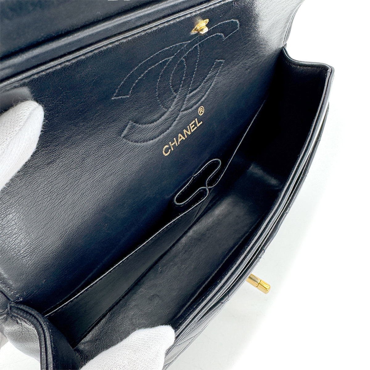 CHANEL VINTAGE MATELASSE CHAIN SHOULDER BAG NAVY LAMB SKIN 90254698