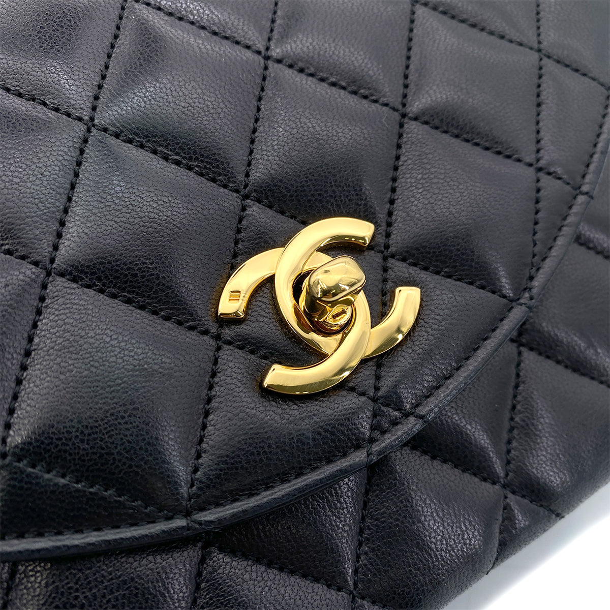CHANEL VINTAGE HALF MOON CHAIN SHOULDER BAG BLACK LAMB SKIN 90255089