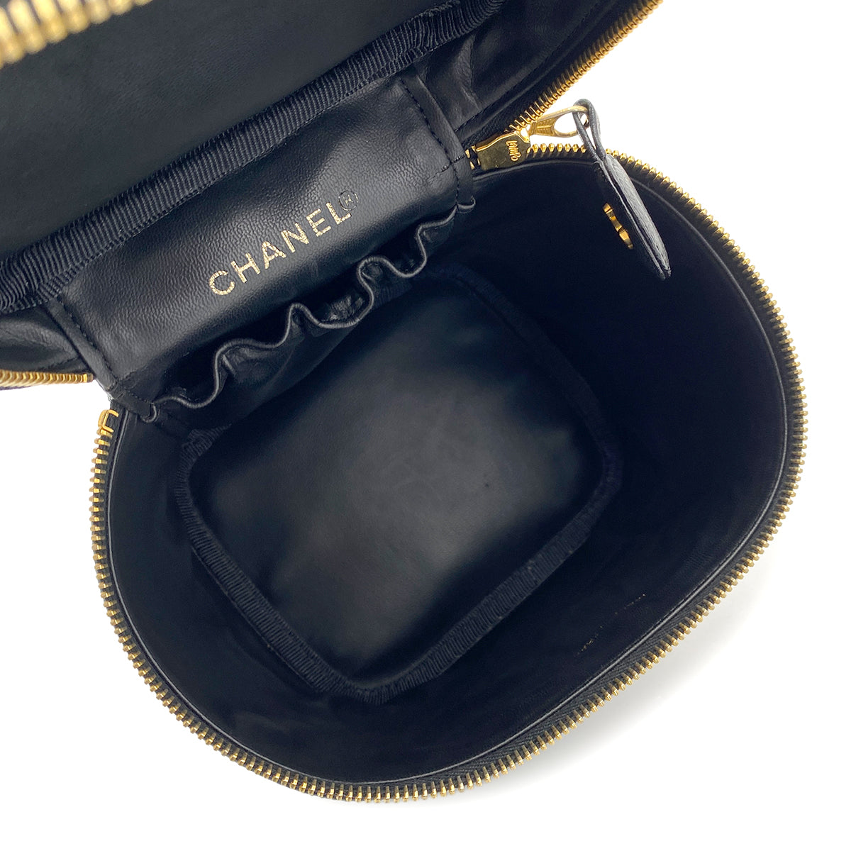 CHANEL VINTAGE VANITY HAND BAG BLACK CAVIAR SKIN 90255382