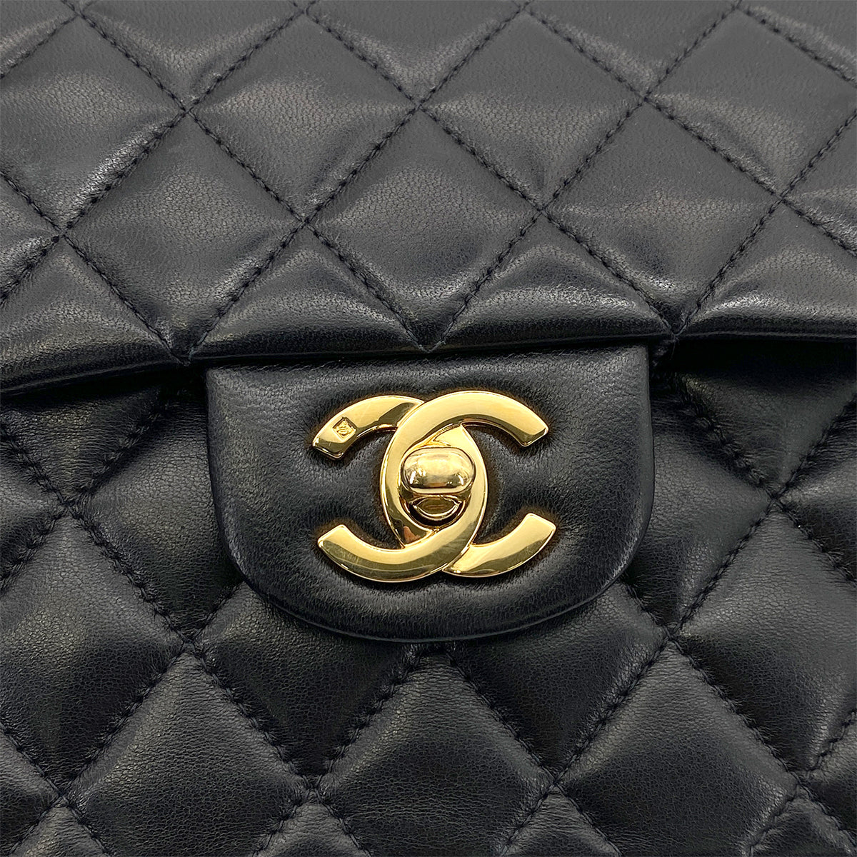 CHANEL VINTAGE CLASSIC FLAP SMALL CHAIN SHOULDER BAG BLACK LAMB SKIN 90255726
