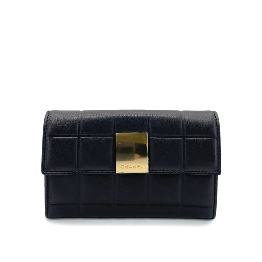 CHANEL VINTAGE CHOCOLATE BAR BIFOLD COMPACT WALLET BLACK LAMB SKIN 90256917