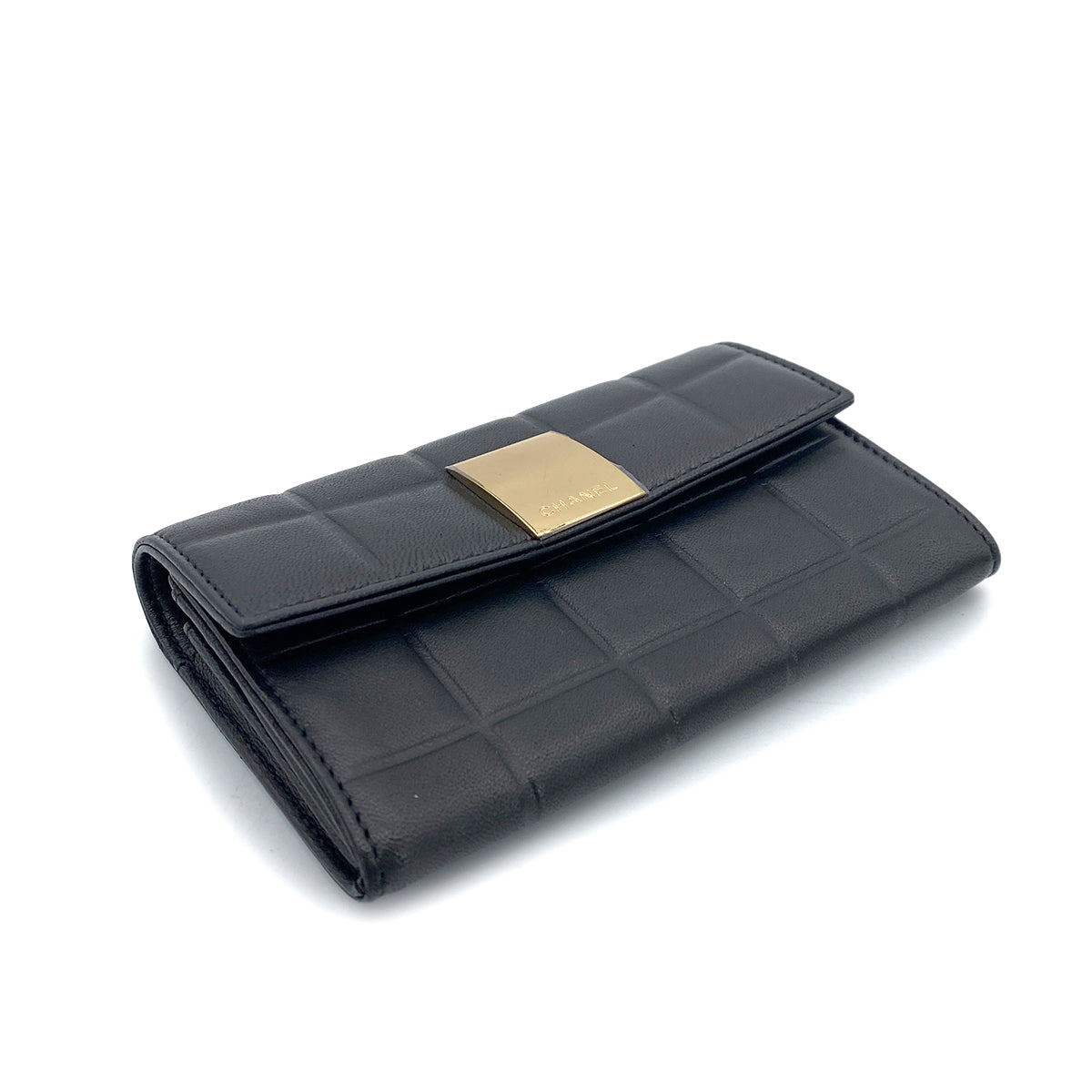 CHANEL VINTAGE CHOCOLATE BAR BIFOLD COMPACT WALLET BLACK LAMB SKIN 90256917