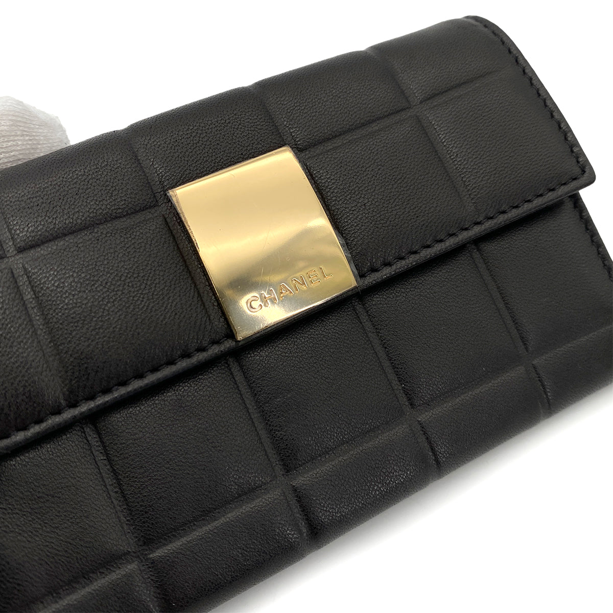 CHANEL VINTAGE CHOCOLATE BAR BIFOLD COMPACT WALLET BLACK LAMB SKIN 90256917