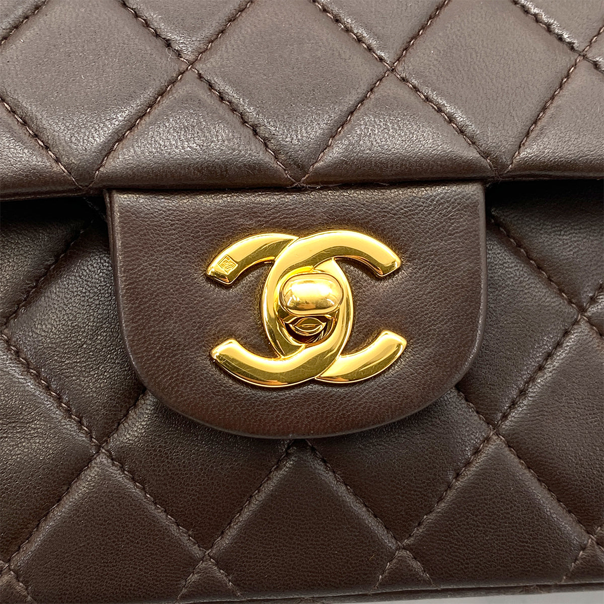 CHANEL VINTAGE CLASSIC FLAP MEDIUM CHAIN SHOULDER BAG BROWN LAMB SKIN 90258057