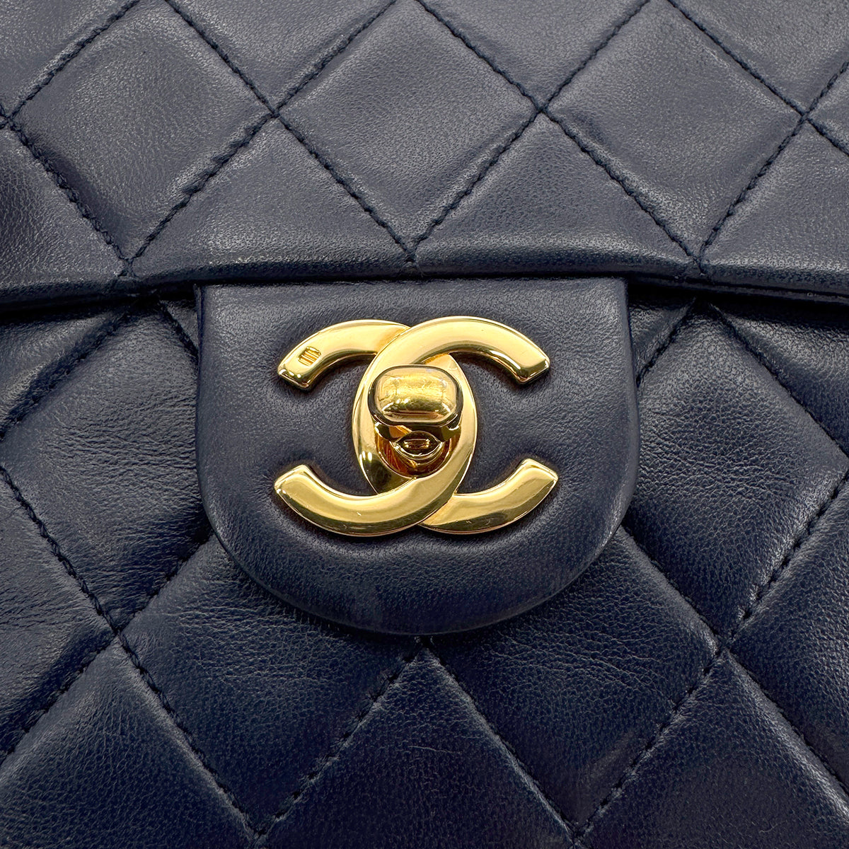 CHANEL VINTAGE MINI SQUARE 17 CHAIN SHOULDER BAG NAVY LAMB SKIN 90258120
