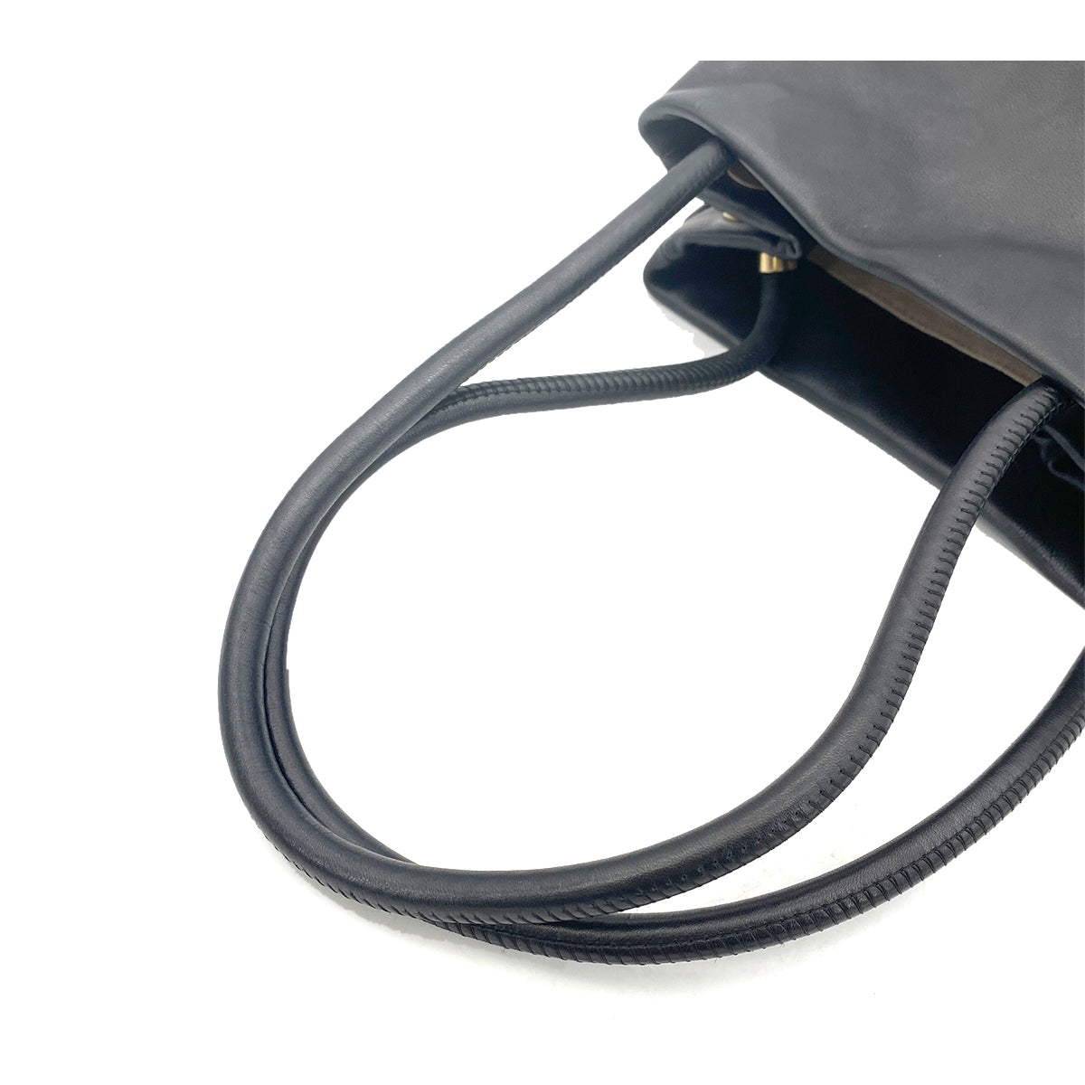 CHANEL VINTAGE  CAMELLIA LOGO TOTE BAG BLACK LAMB SKIN 90258471