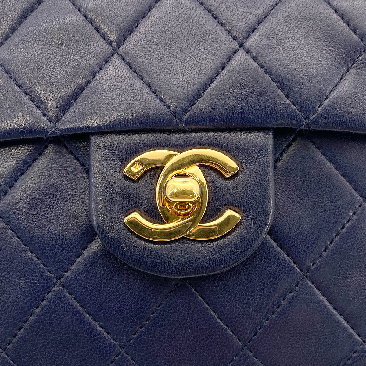 CHANEL VINTAGE MINI SQUARE 17 CHAIN SHOULDER BAG NAVY LAMB SKIN 90258506