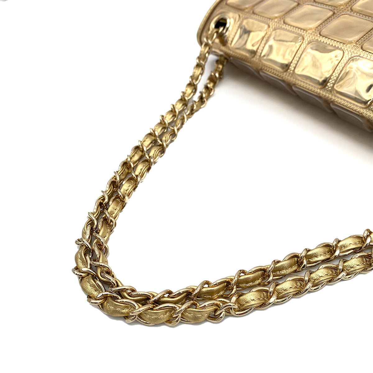 CHANEL VINTAGE ICE CUBE CHAIN SHOULDER BAG GOLD VINYL LAMB SKIN 90258815
