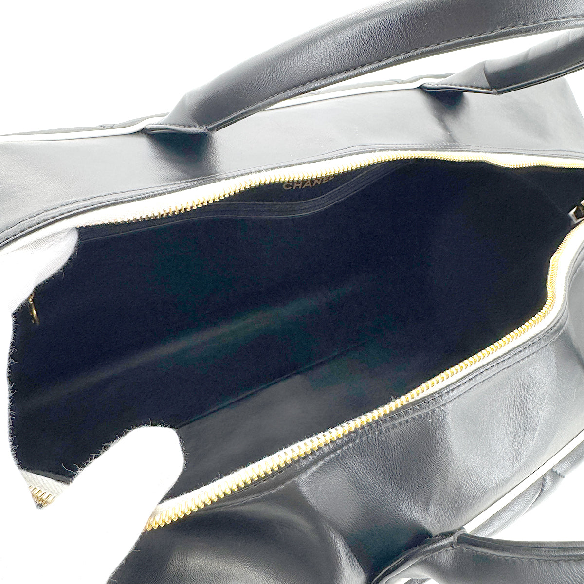 CHANEL VINTAGE MATELASSE LOGO LEATHER  BOSTON HAND BAG BLACK  90258901