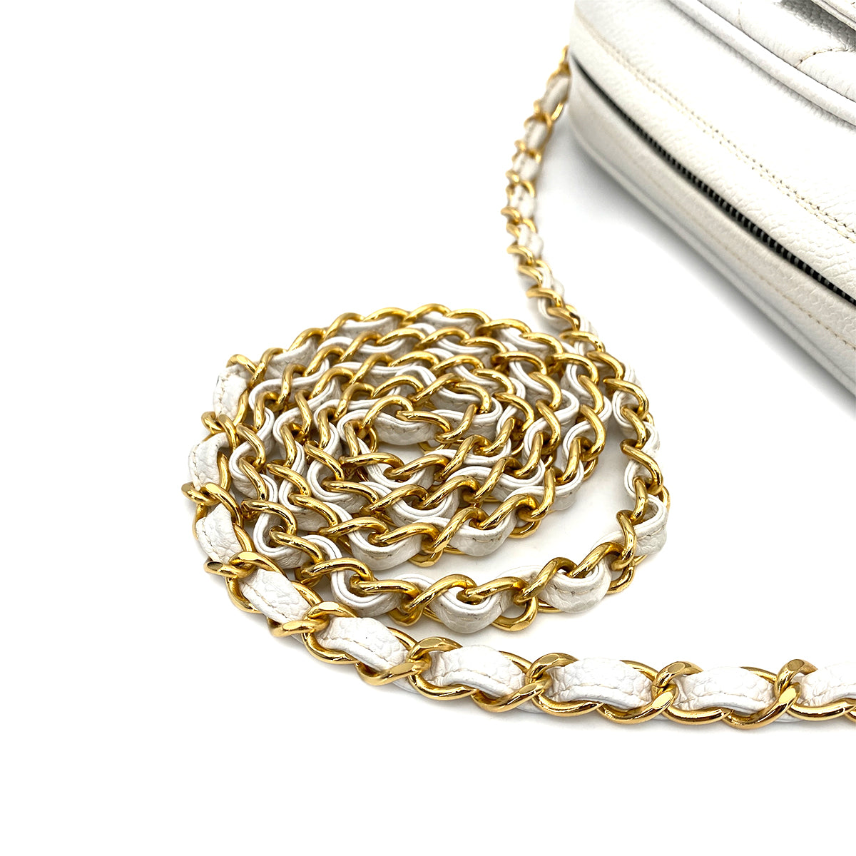 CHANEL VINTAGE MATELASSE CHAIN SHOULDER BAG WHITE CAVIAR SKIN 90258124