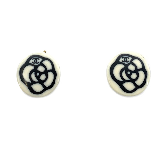 CHANEL VINTAGE CAMELLIA EARRINGS WHITE BLACK 05P ACCESSORY 90259595