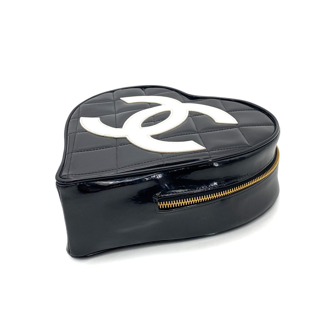 CHANEL VINTAGE HEART VANITY HAND BAG BLACK ENAMEL 90260130