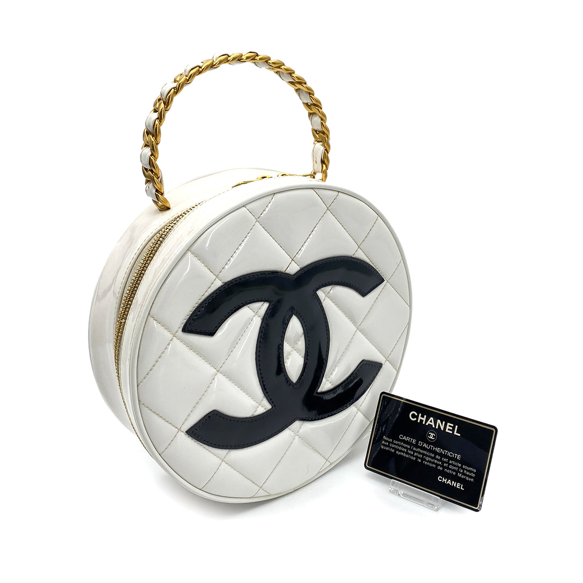 CHANEL VINTAGE ROUND VANITY HAND BAG WHITE BLACK ENAMEL 90260133