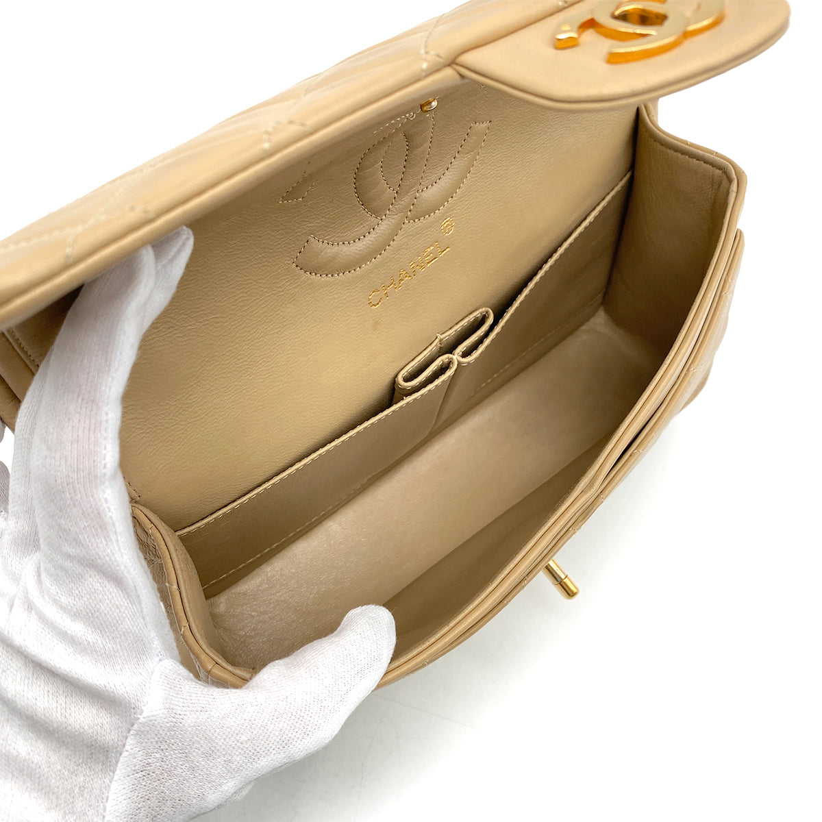 CHANEL VINTAGE CLASSIC FLAP MEDIUM CHAIN SHOULDER BAG BEIGE LAMB SKIN 90260990