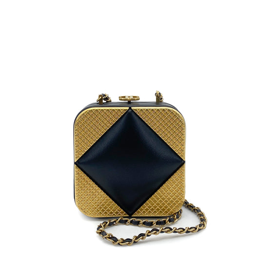CHANEL METAL PANEL CLUTCH CHAIN SHOULDER BAG GOLD BLACK LAMB SKIN 90261192