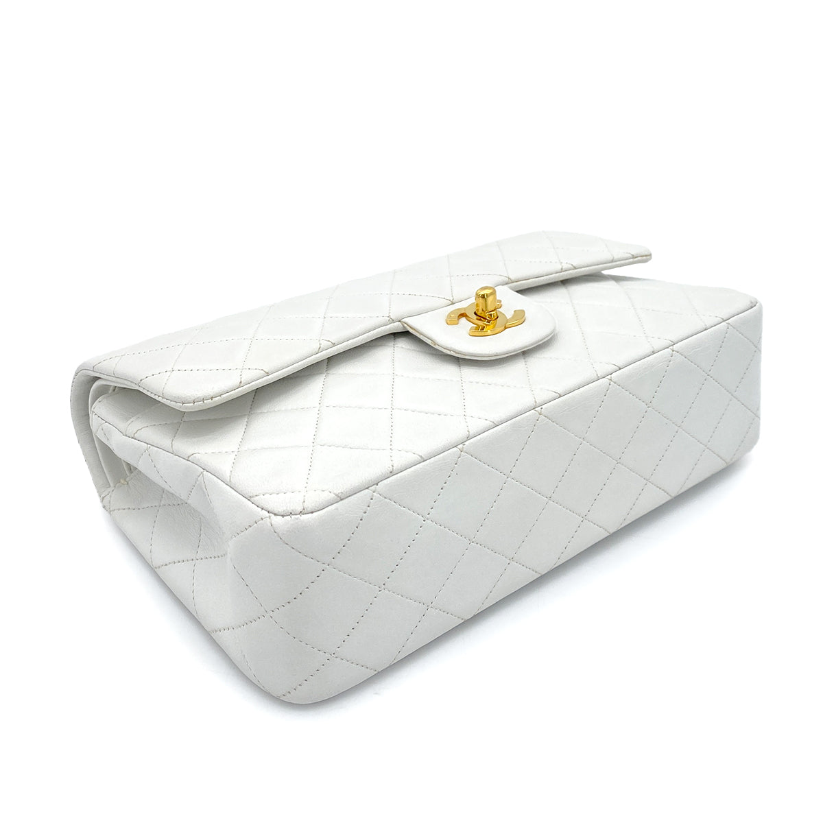 CHANEL VINTAGE CLASSIC FLAP MEDIUM CHAIN SHOULDER BAG WHITE LAMB SKIN 90261225