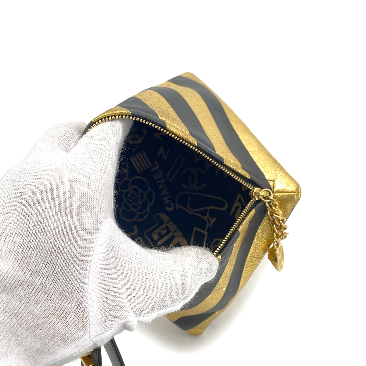 CHANEL EGYPT LIMITED HAND BAG POUCH GOLD BLACK LAMB SKIN 90261247