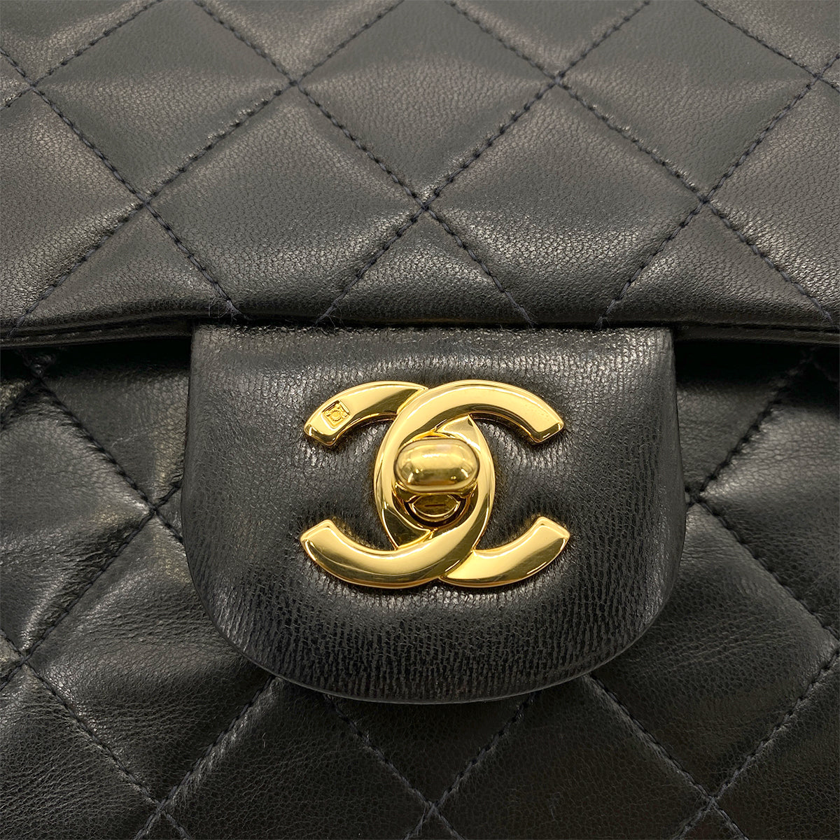 CHANEL VINTAGE CLASSIC FLAP SMALL CHAIN SHOULDER BAG BLACK LAMB SKIN 90261295