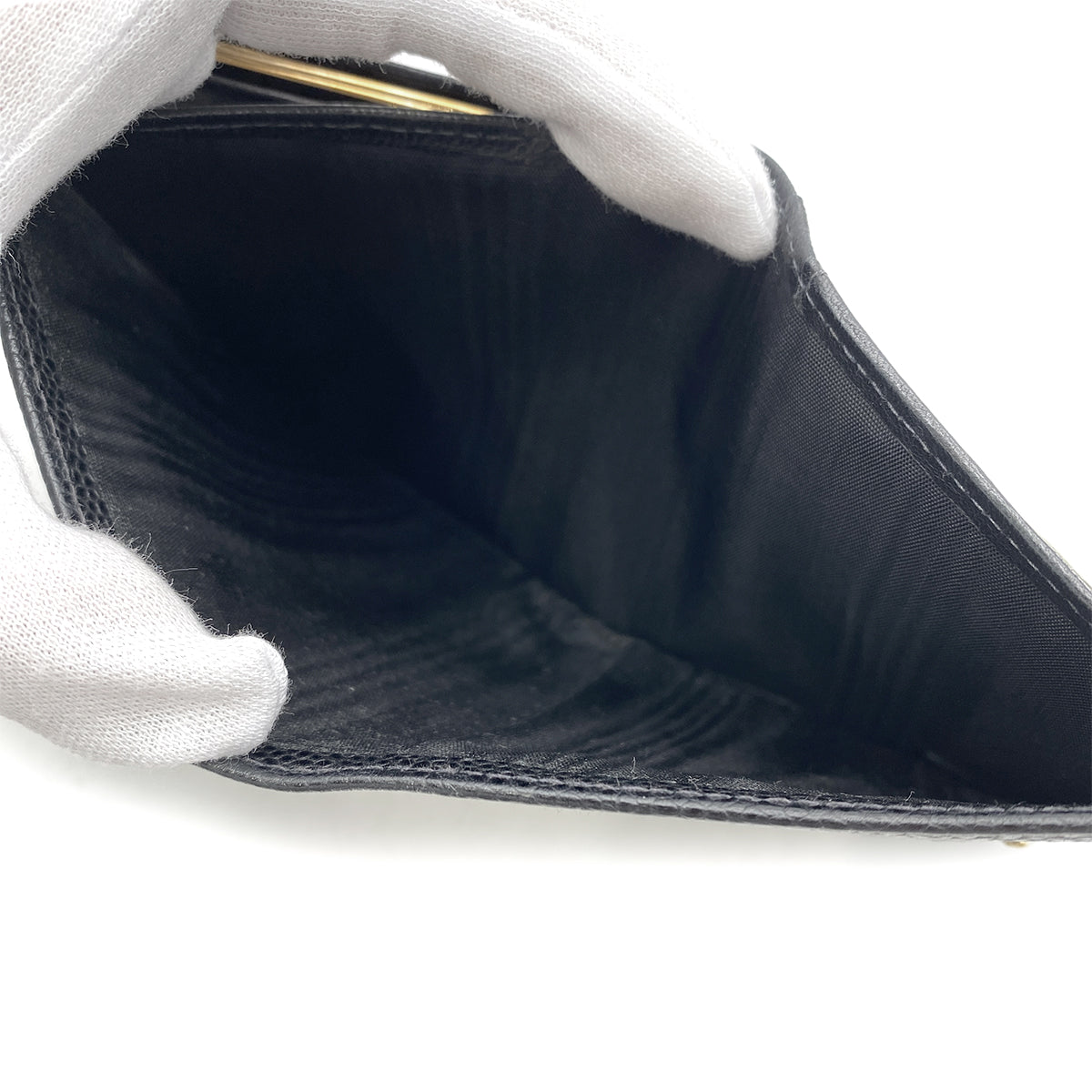 CHANEL VINTAGE BIFOLD COMPACT WALLET BLACK CAVIAR SKIN 90261348