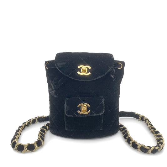CHANEL VINTAGE DUMA CHAIN BACKPACK BLACK VELOR 90261813