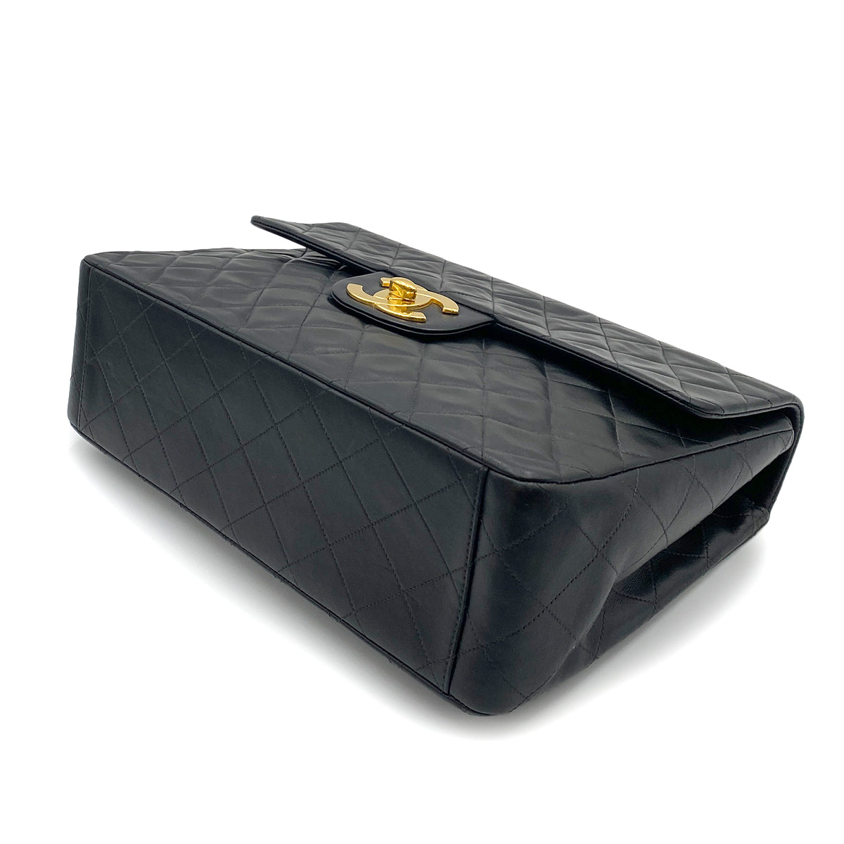 CHANEL VINTAGE MAXI MATELASSE 34 CHAIN SHOULDER BAG BLACK LAMB SKIN 90262346