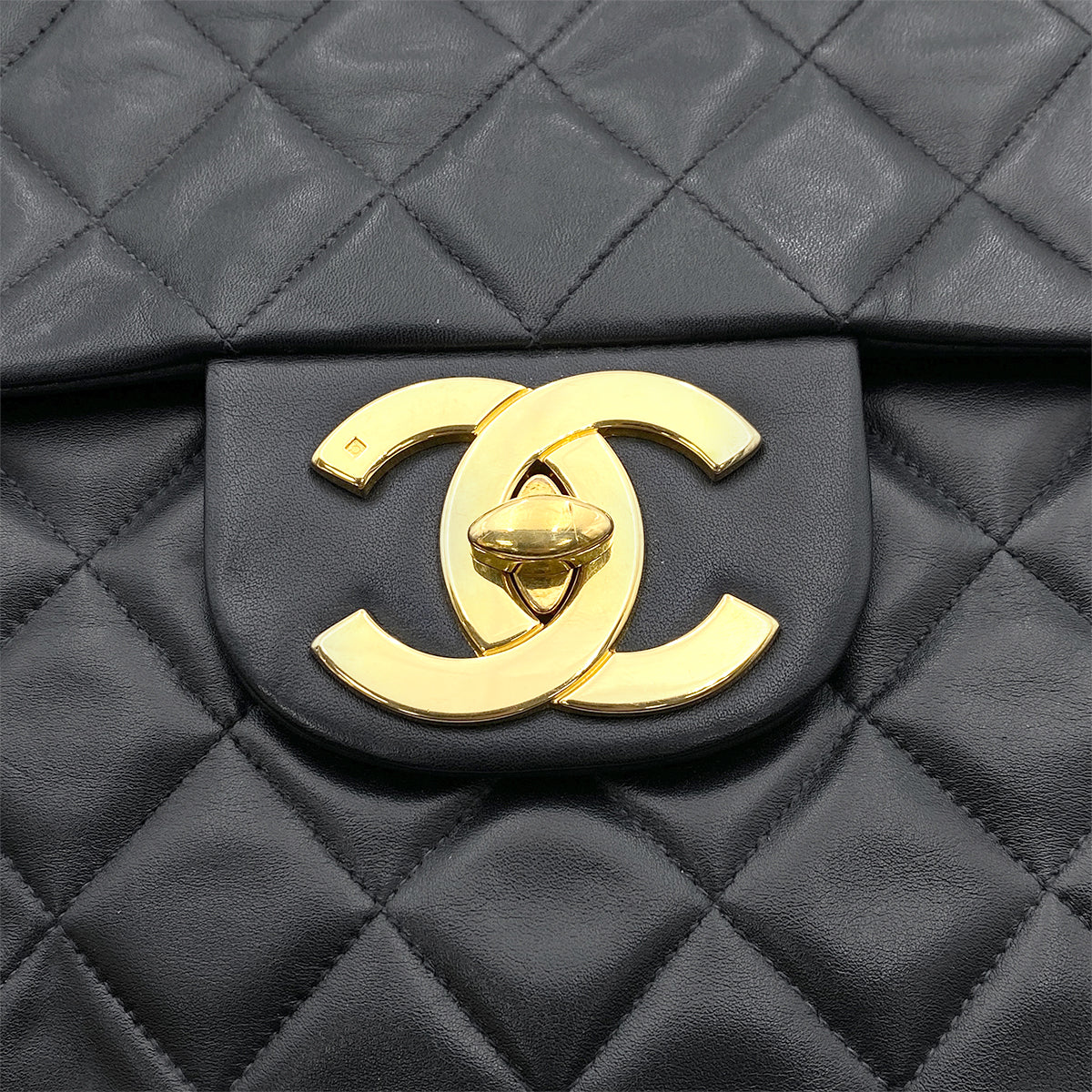 CHANEL VINTAGE MAXI MATELASSE 34 CHAIN SHOULDER BAG BLACK LAMB SKIN 90262346