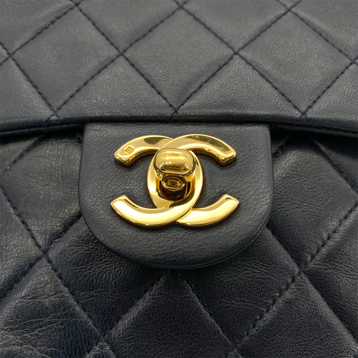 CHANEL VINTAGE MINI SQUARE 17 CHAIN SHOULDER BAG NAVY LAMB SKIN 90263101