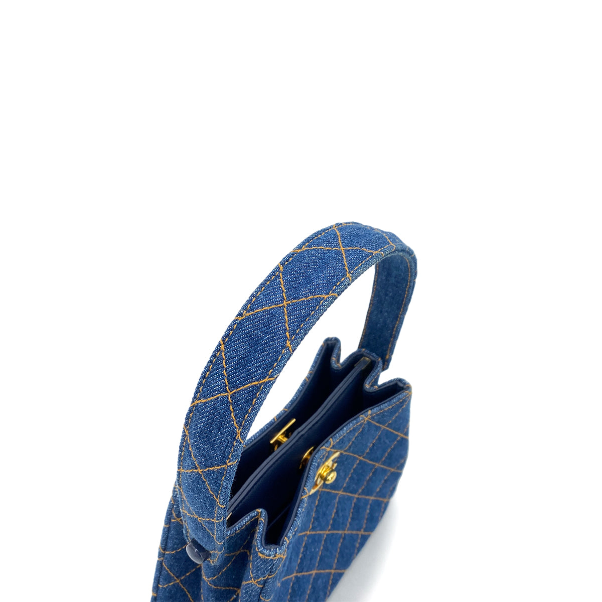 CHANEL VINTAGE MATELASSE HAND BAG BLUE DENIM 90263113