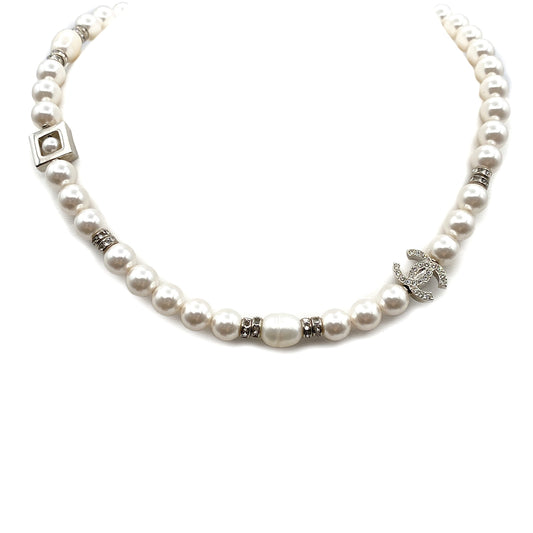 CHANEL NECKLACE COCOMARK FAUX PEARL RHINESTONE ACCESSORY C24S 90263125