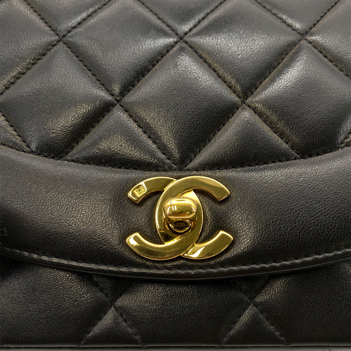 CHANEL VINTAGE DIANA SMALL CHAIN SHOULDER BAG BLACK LAMB SKIN 90263312