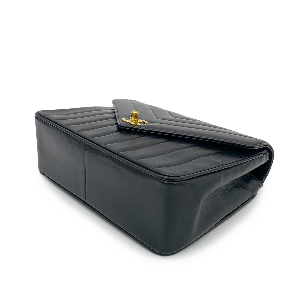 CHANEL VINTAGE CHEVRON CHAIN SHOULDER BAG BLACK LAMB SKIN 90263352