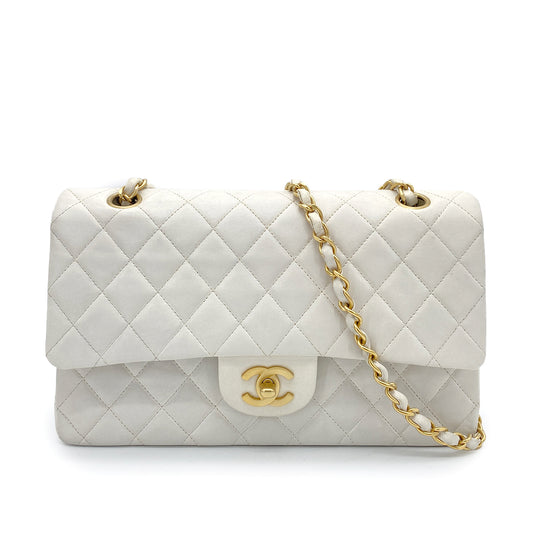 CHANEL VINTAGE CLASSIC FLAP MEDIUM CHAIN SHOULDER BAG WHITE LAMB SKIN 90264367
