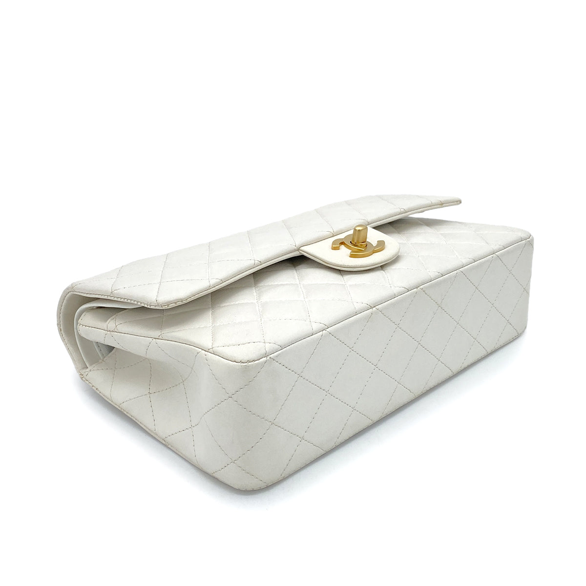 CHANEL VINTAGE CLASSIC FLAP MEDIUM CHAIN SHOULDER BAG WHITE LAMB SKIN 90264367