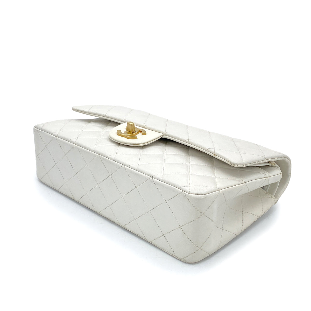 CHANEL VINTAGE CLASSIC FLAP MEDIUM CHAIN SHOULDER BAG WHITE LAMB SKIN 90264367