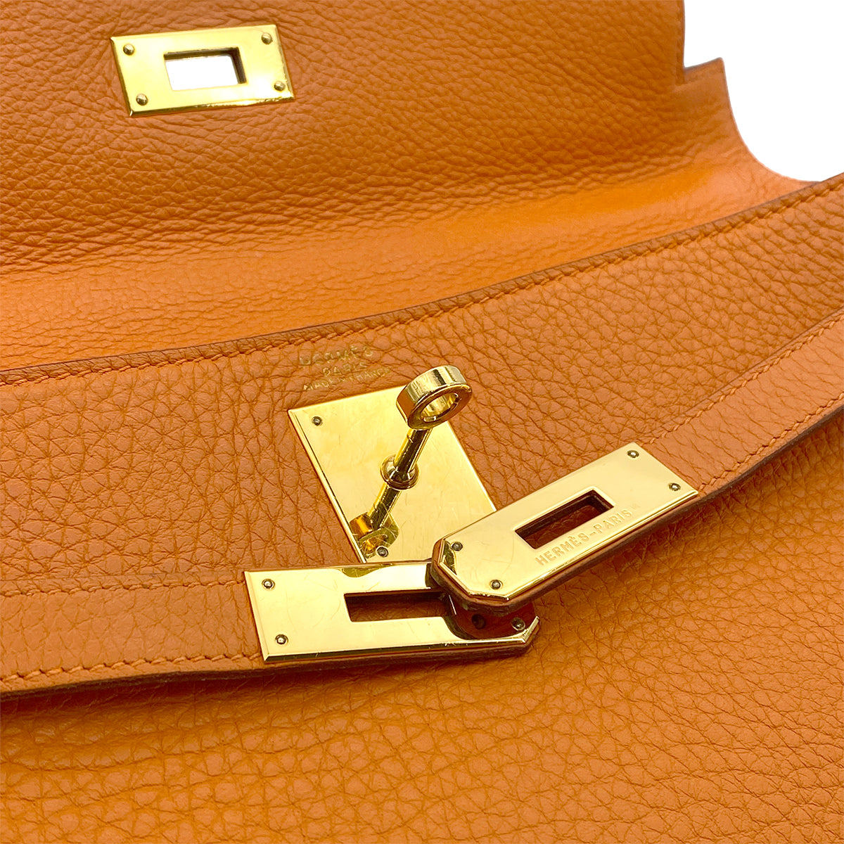 HERMES KELLY 32 RETOURNE ORANGE TAURILLON CLEMENCE HAND SHOULDER BAG □G GHW 90264518