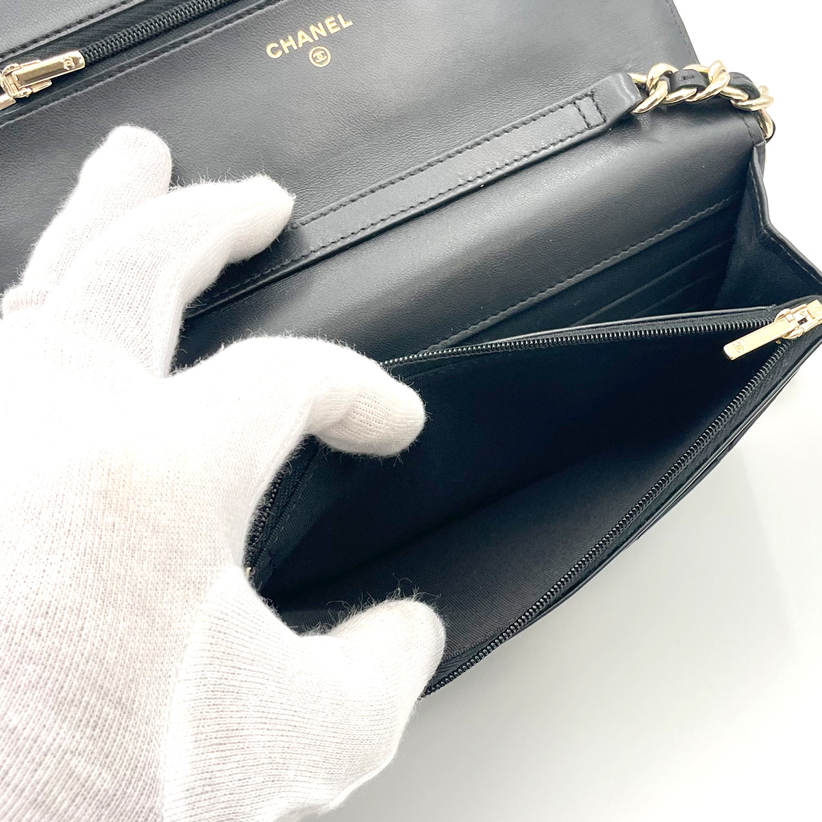 CHANEL ICON CHARM CHAIN WALLET SHOULDER BAG BLACK CALF SKIN 90264519