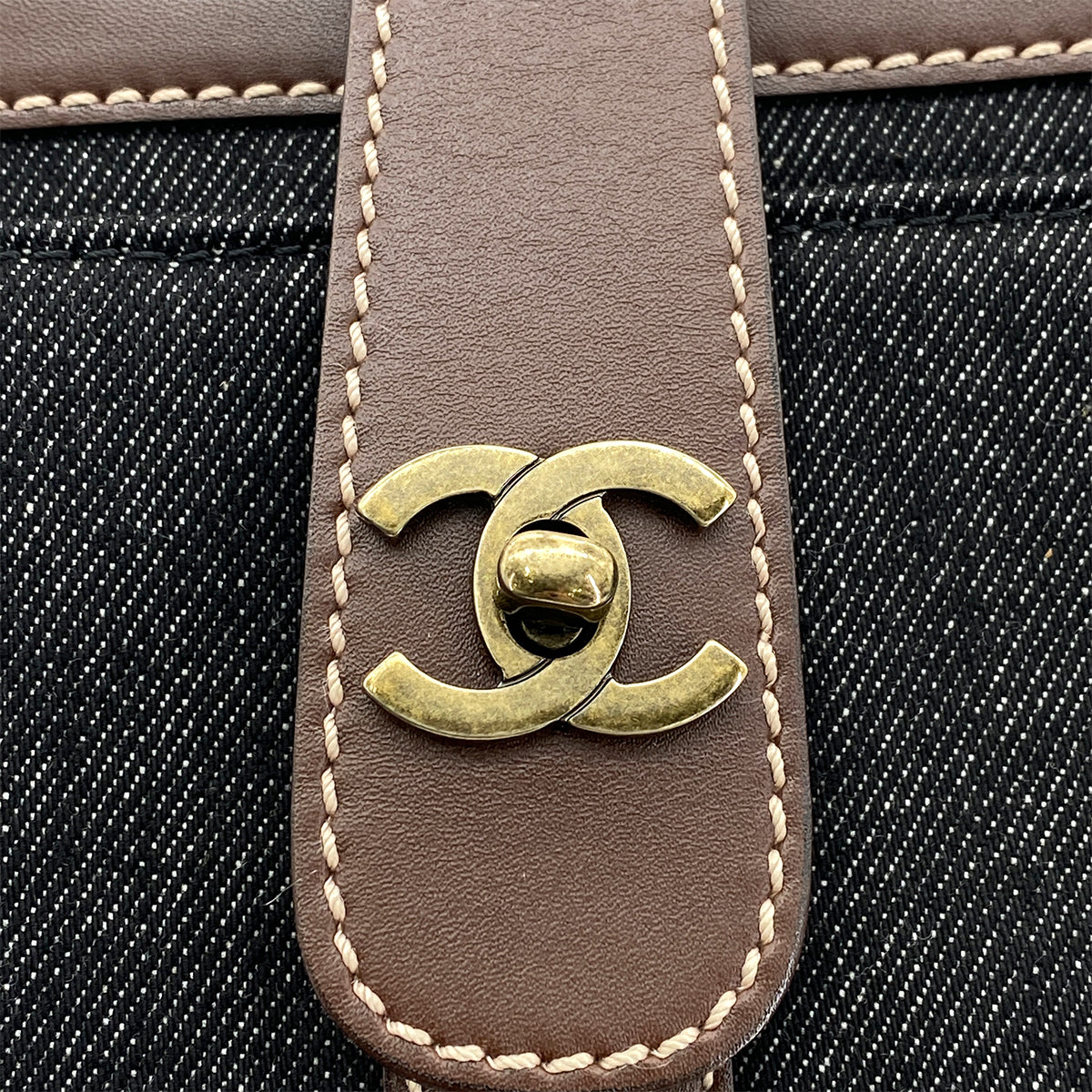 CHANEL VINTAGE TOTE BAG NAVY BROWN DENIM LEATHER 90265299