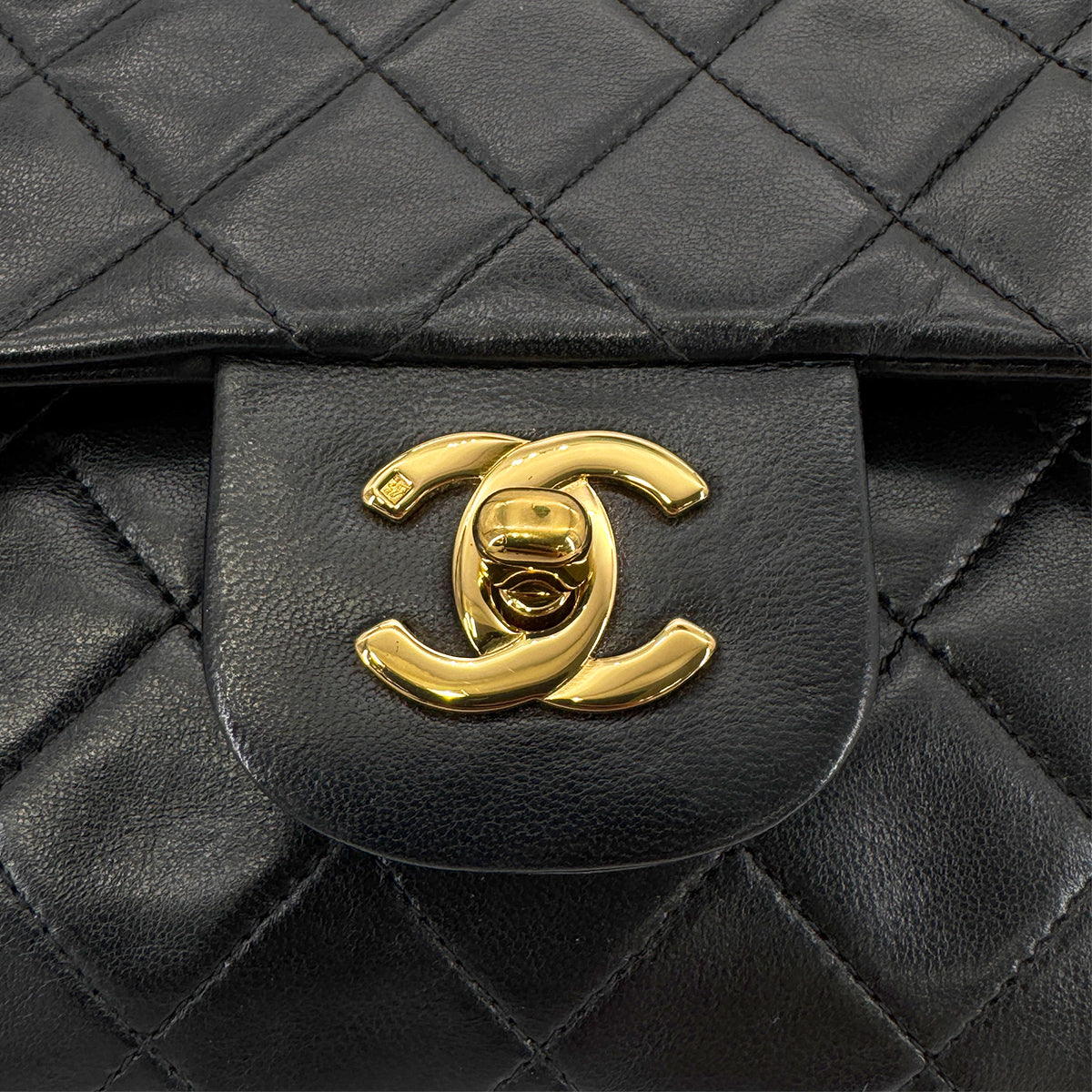 CHANEL VINTAGE CLASSIC FLAP SMALL CHAIN SHOULDER BAG BLACK LAMB SKIN 90266712